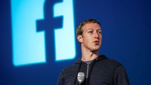 Cometimos errores, hay más por hacer, dice Zuckerberg tras escándalo de Facebook