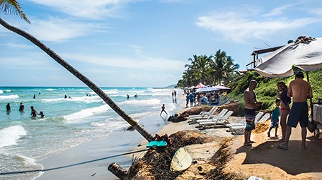 Brasileros disfrutan de los encantos de la isla de Margarita