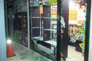 Ladrones quedaron grabados en las cámaras del centro comercial de Maracaibo (Video)