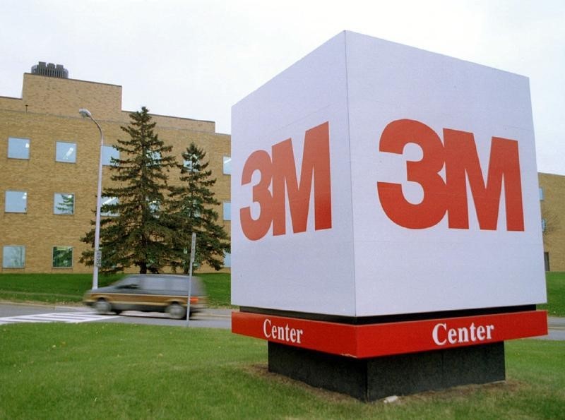 Firma 3M evalúa desprenderse de sus operaciones en Venezuela