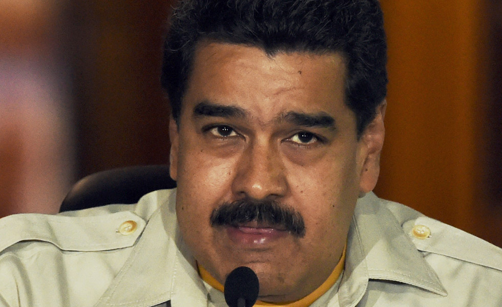 Maduro: Gobierno de Rajoy apoya a los terroristas de Venezuela