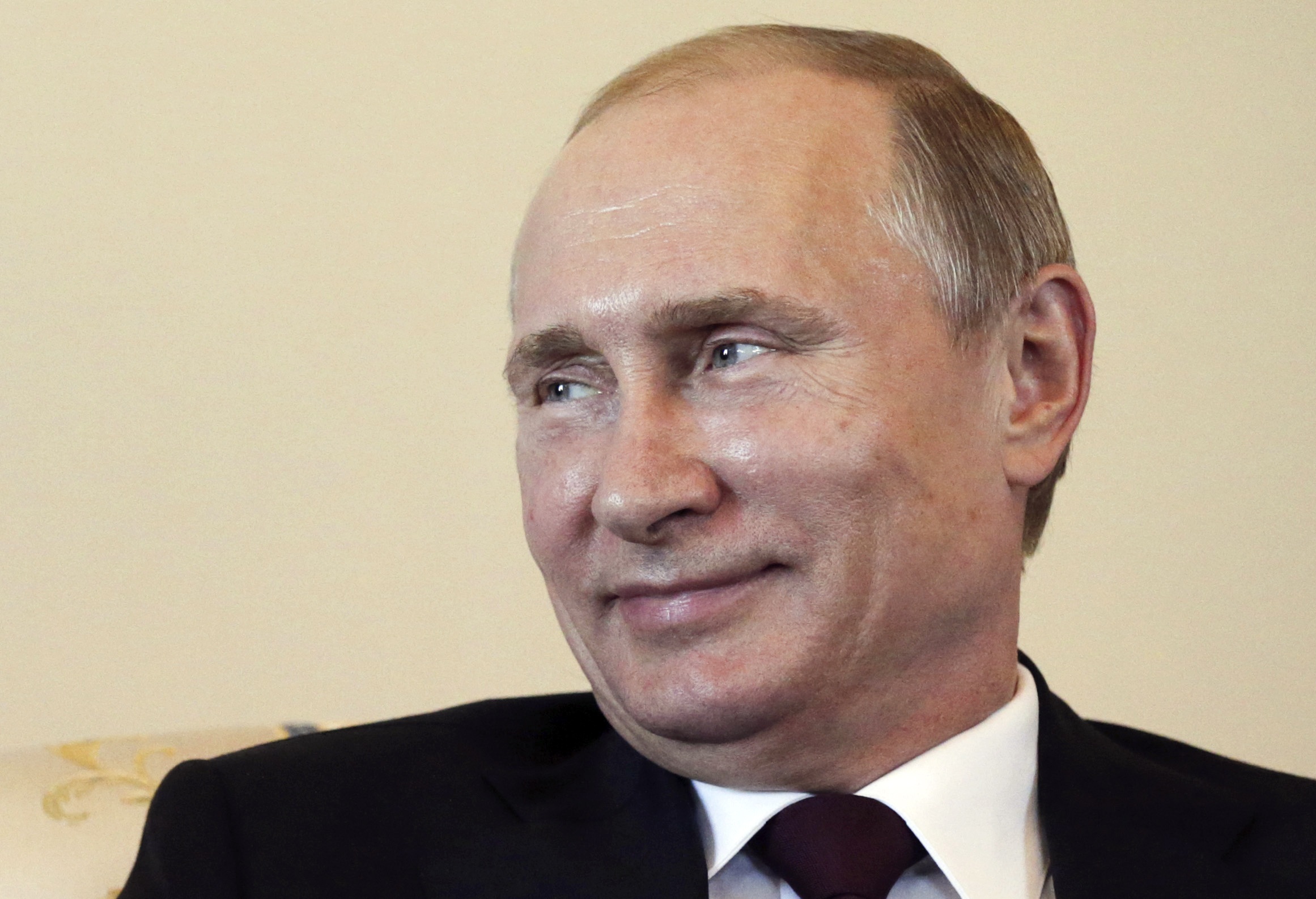 Putin se ríe de rumores sobre su estado de salud en reaparición pública