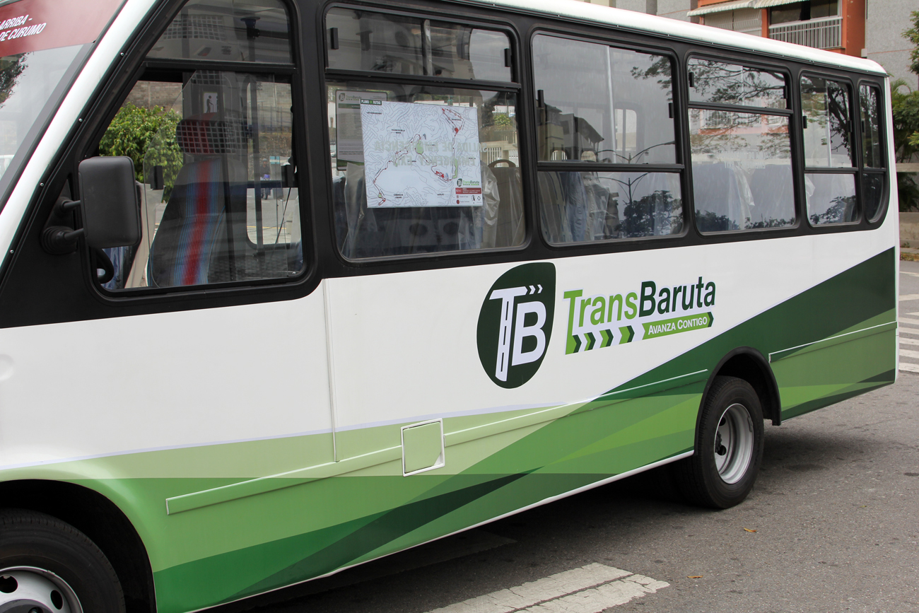 Blyde inaugura el sistema de transporte TransBaruta