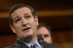 Ted Cruz se opone a ciudadanía “por nacimiento”