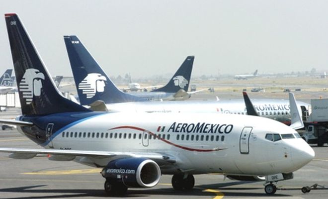 Empleados de Aeroméxico recopilan productos básicos para compañeros en Venezuela