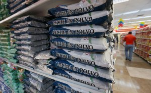 Leche en polvo es lo más buscado en supermercados de Maracaibo