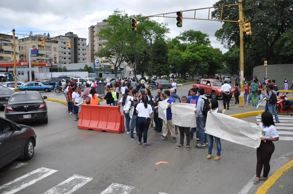 En fotos: Ucevistas alzaron la voz contra la delincuencia