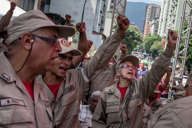 DISCURSO DE MADURO ATIZA LA CRÍTICA DE OPOSITORES Y EL RESPALDO CHAVISTA