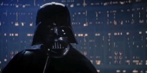 Ahora para calmar los bebés debes respirar como ¡Darth Vader!