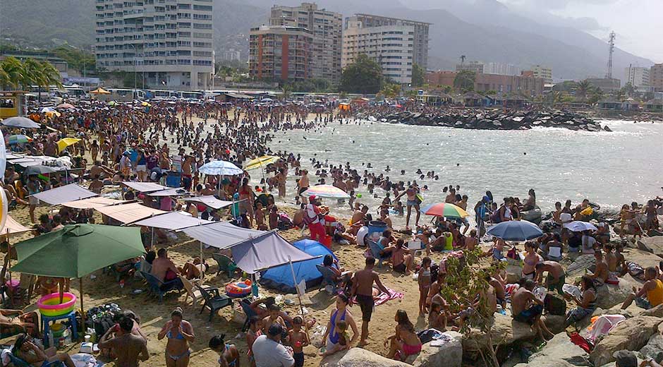 Dos muertos por inmersión en La Guaira