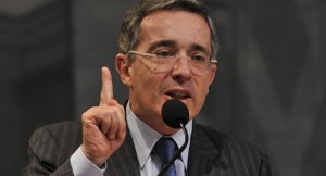 Uribe: Maduro es un “fracasado en apuros”