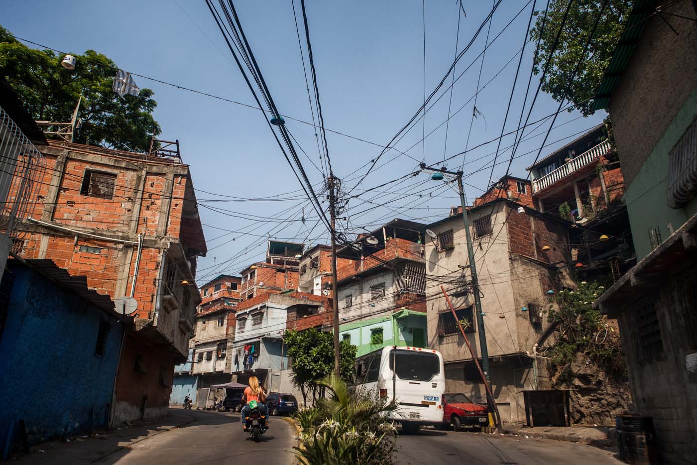 El reportaje del New York Times que desnuda la crisis eléctrica y de hambre en Venezuela