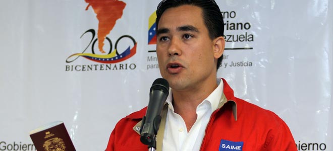 El “utility” bolivariano, Dante Rivas, también busca meterse en la AN