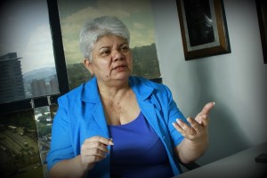 Cipriana Ramos: Mes de aguinaldo se esfumó al salir del banco