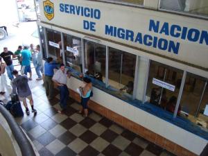 Inmigrantes que aspiren a la residencia en Panamá deberán homologar títulos