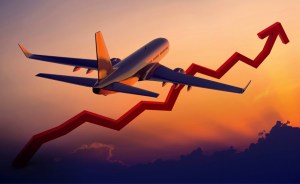 Cámara de transporte aéreo justifica aumento de tarifas: Dependemos de las divisas