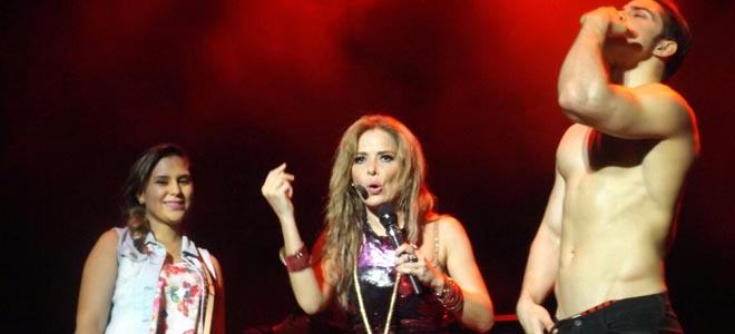 Venezuela rendida a los pies de Gloria Trevi