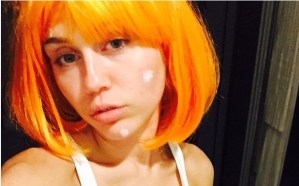 ¡Otra vez! Miley Cyrus muestra demás en Instagram (Foto)