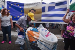 La Unión Europea desembolsa los 7.160 millones de euros para ayudar a Grecia