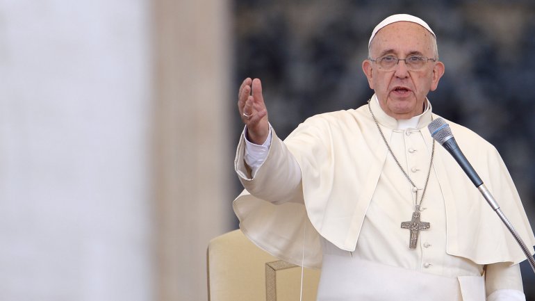 Papa Francisco pide a dirigentes del mundo luchar contra cambio climático