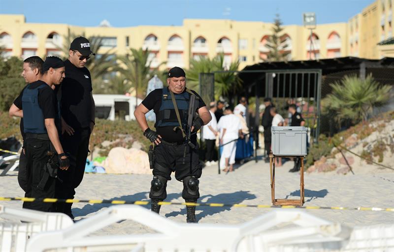 El caso Túnez: El avispero yihadista de un país que vivió tras un falaz telón de modernidad