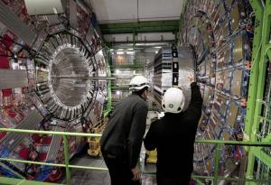 El mayor acelerador de partículas del mundo en busca de la nueva física