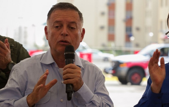 Arias Cárdenas respaldaría posible cierre de frontera en Zulia