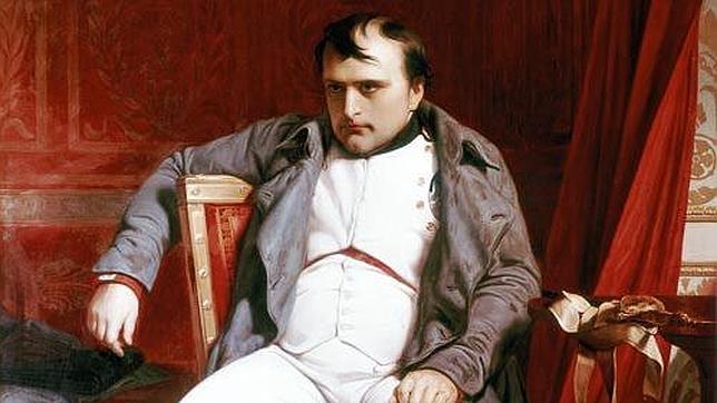 Napoleón padecía una enfermedad que lo convertía en mujer