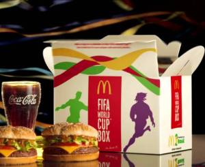 Estos son algunos ingredientes artificiales que McDonald’s eliminará de su menú