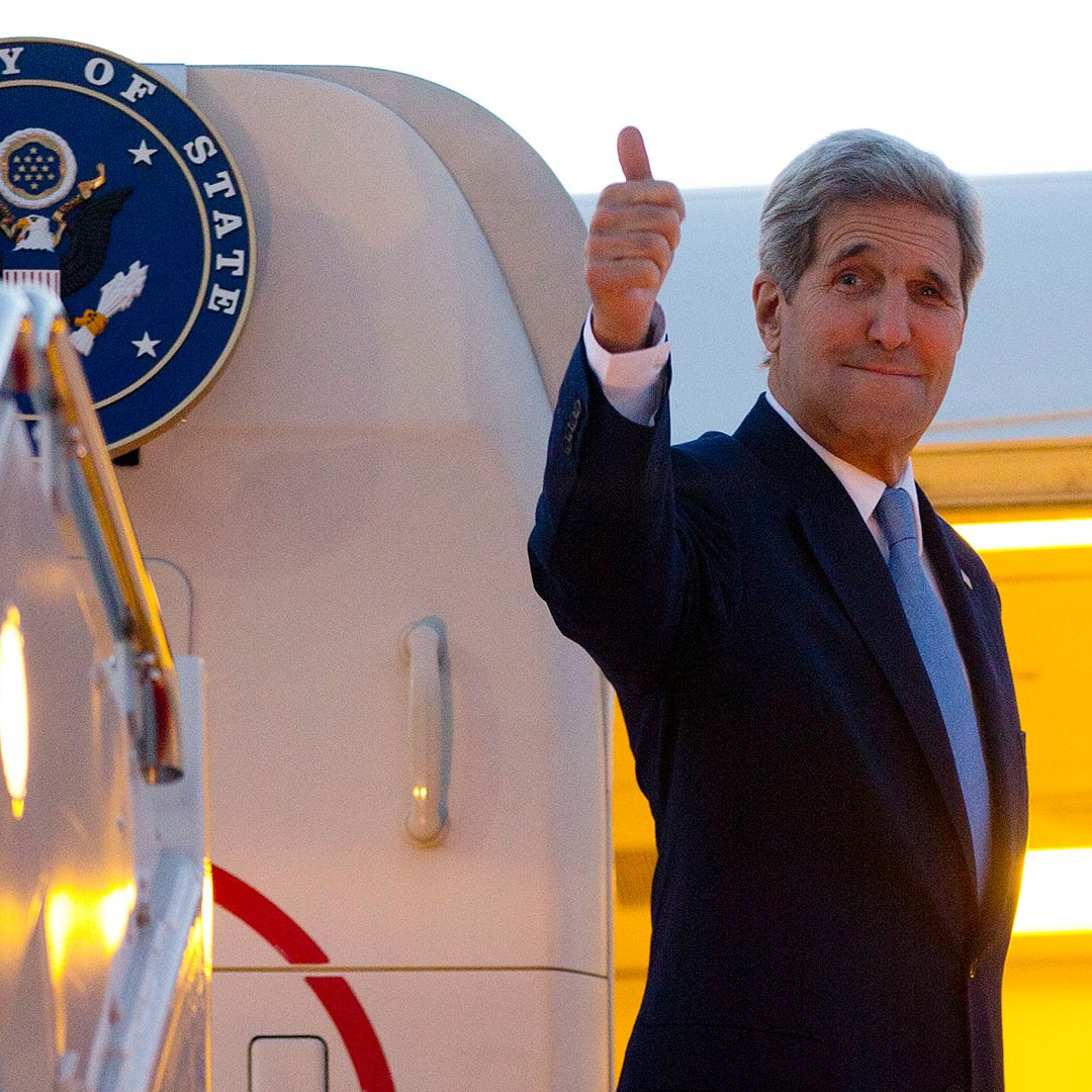 Kerry apoya mediación de Zapatero para el diálogo en Venezuela