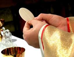 Iglesias se quedan sin hostias para eucaristía por escasez de harina