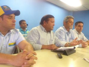 Andrés Velásquez advierte sobre estrategia del Gobierno para suspender elecciones