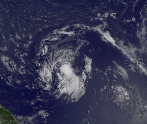 Tormenta tropical Erika avanza al noreste de Venezuela (FOTO)