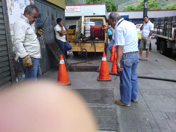 Corpoelec activó cuadrillas en Caracas para atender falla eléctrica por lluvias