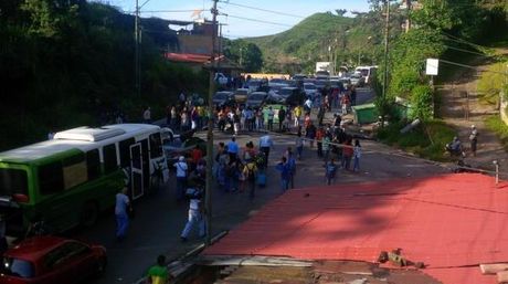 Reportan protesta en la carretera Panamericana