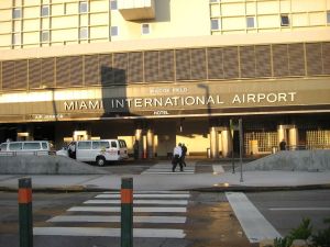 El aeropuerto de Miami logra un récord diario de pasajeros