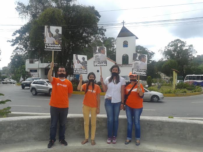 Equipo de Juventudes Voluntad Popular Los Salias apoya la libertad de Leopoldo López