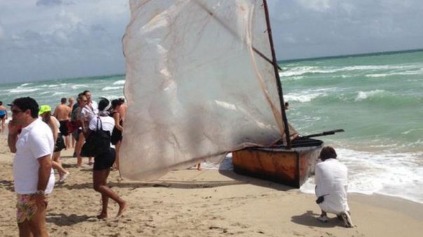 En septiembre llegaron 12 balseros también a Miami Beach