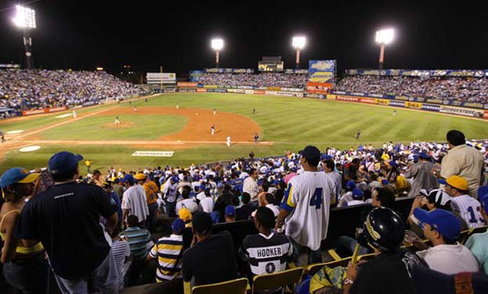Nuevo formato para el béisbol venezolano genera controversia