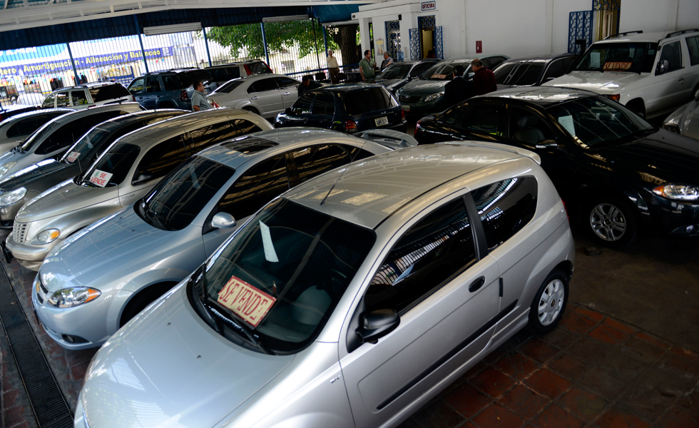 Un estacionamiento en Carabobo pretendía apoderarse de más de 400 carros ilegalmente