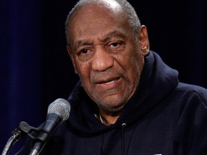 ¿Un estafador o una mentirosa patológica? Los alegatos finales del juicio de Cosby