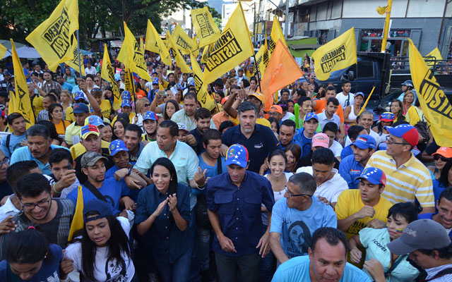 Capriles: las cartas están echadas , todos sabemos lo que va a pasar el domingo