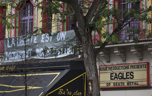 Eagles of Death Metal regresan al lugar de los atentados en París