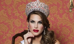 Diseñador venezolano vestirá a España en el Miss Universo (Fotos)
