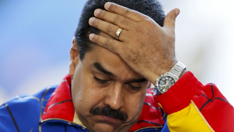 Aporrea: En Venezuela como que no hay Presidente, ni siquiera por TV