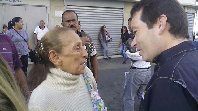 Tomás Guanipa: Estamos en la calle debatiendo con la gente el Decreto de Emergencia Económica