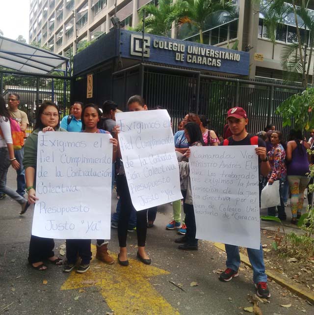 Trabajadores del Colegio Universitario de Caracas protestaron por las precarias condiciones de la institución