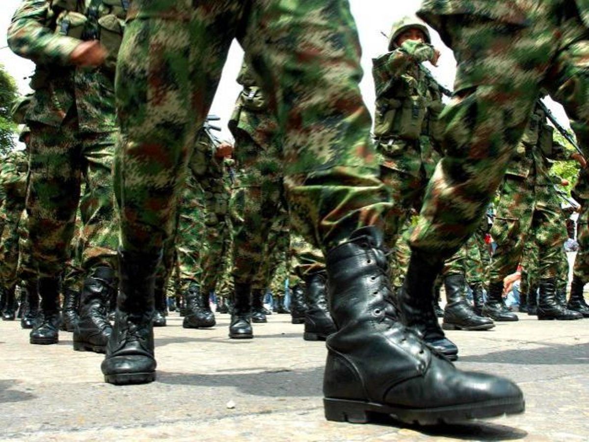 Gobernadores militares desmienten rebelión