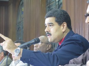 Maduro sobre Ley de Producción Nacional: Se pretende adquirir una deuda de Fedecámaras y Consecomercio