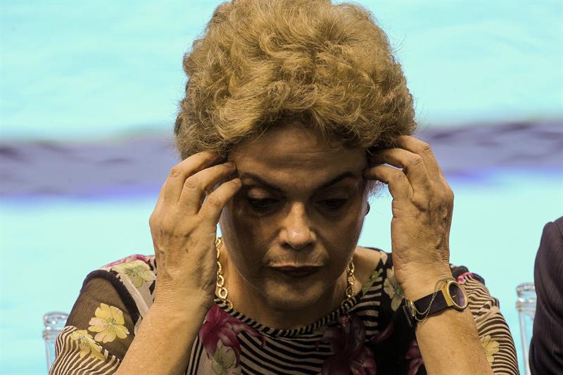 Comisión que debate juicio a Rousseff inicia crucial sesión de votación
